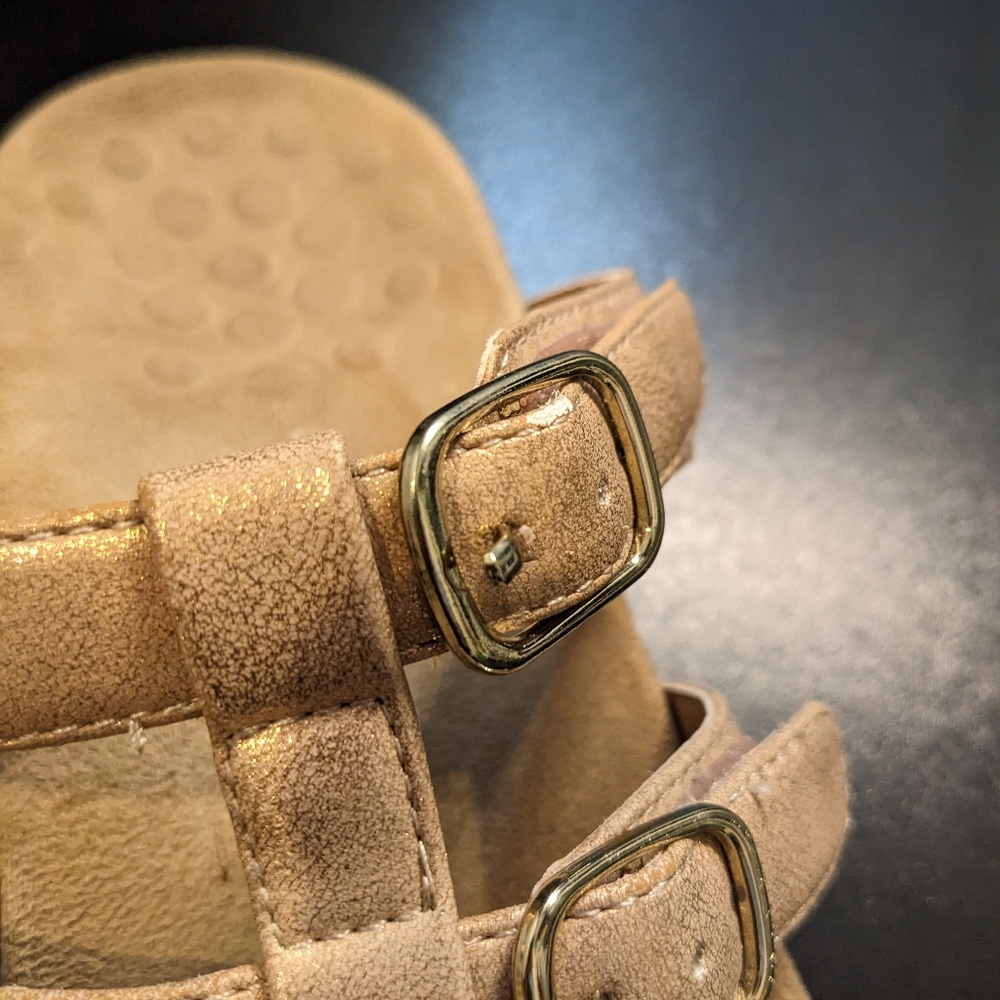 Vionic Women's Sandals - Picture 6 of 8